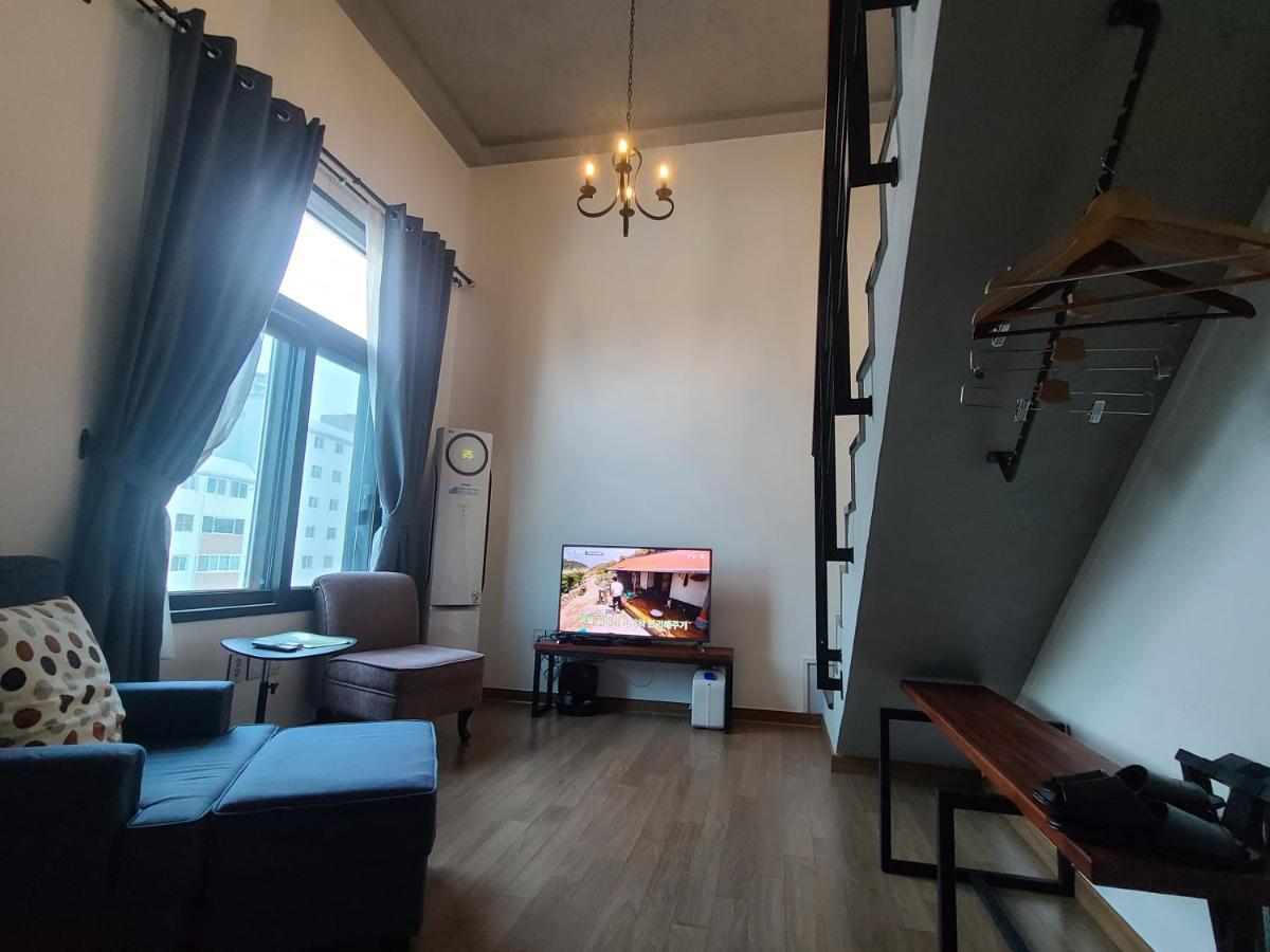 Jinwoo Prestige Hotel Geoje Bagian luar foto